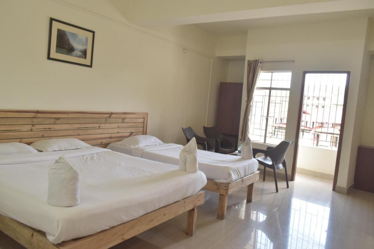 Hotel Travellers Inn Shillong Exterior photo